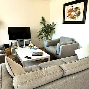  Appartement Bergson - 80m2, 2 Grandes Chambres, Entierement Renovee Et Equipee, Lumineux, Wifi, Balcon, Calme, Vue Imprenable France